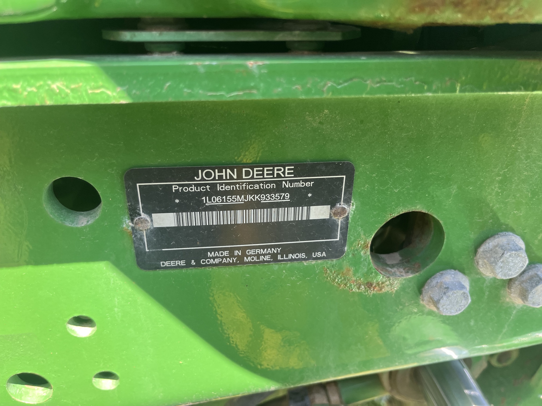 2019 John Deere 6155M Image 12
