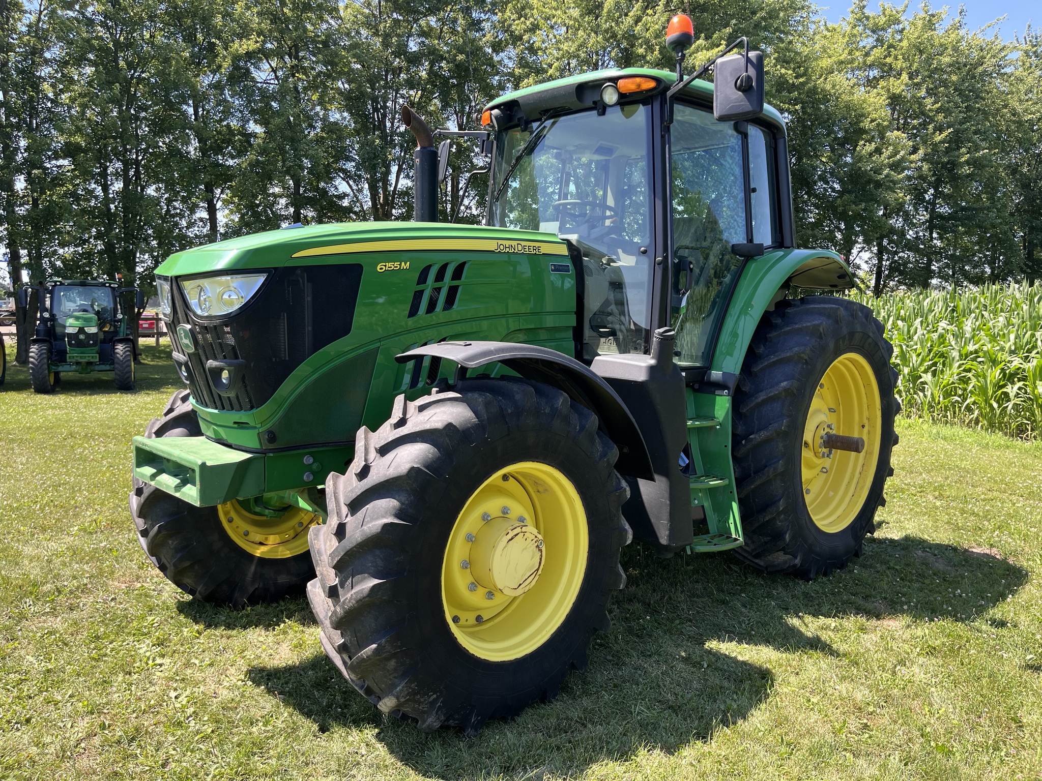 2019 John Deere 6155M Image 4