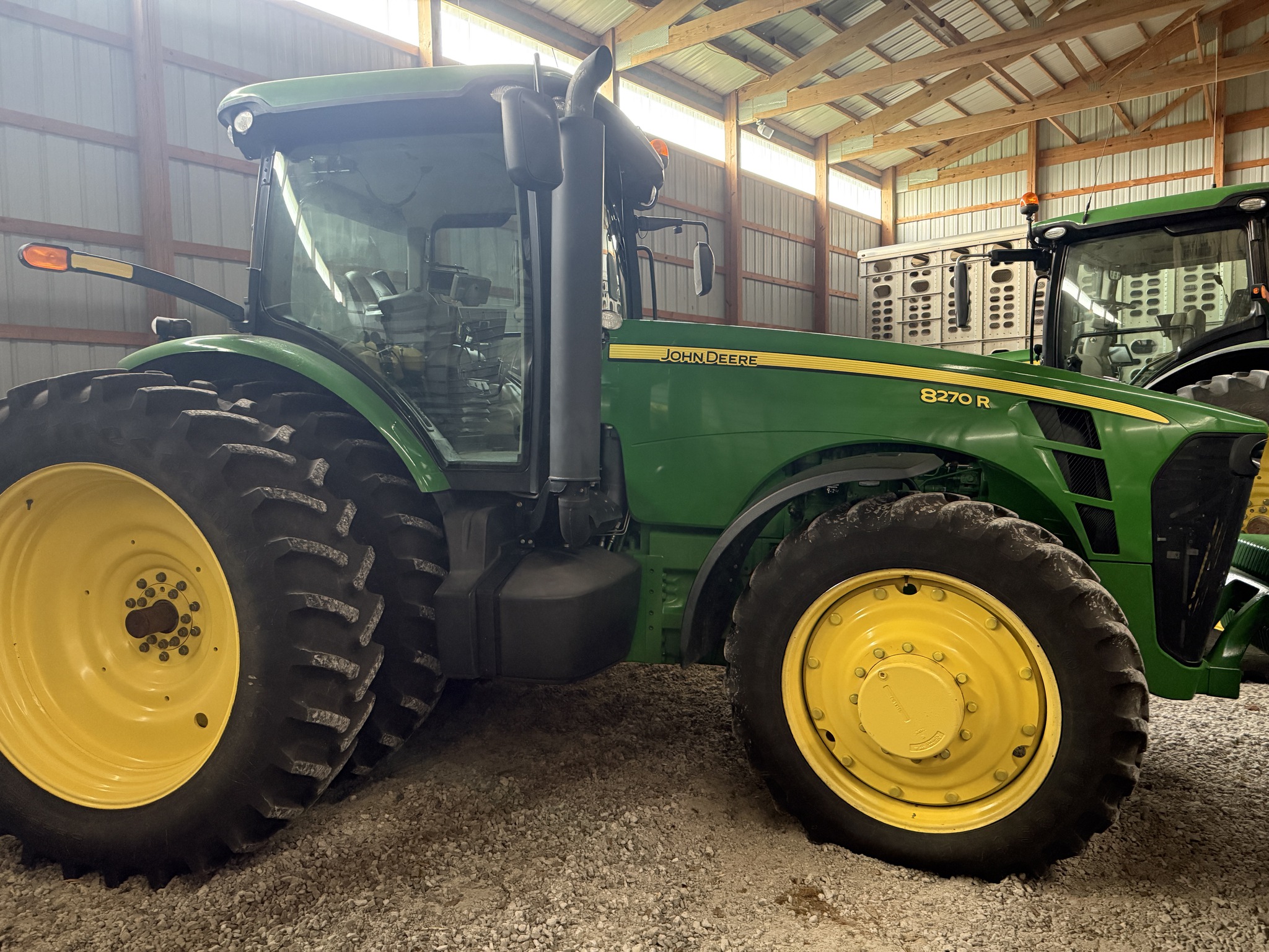 2010 John Deere 8270R Image 1