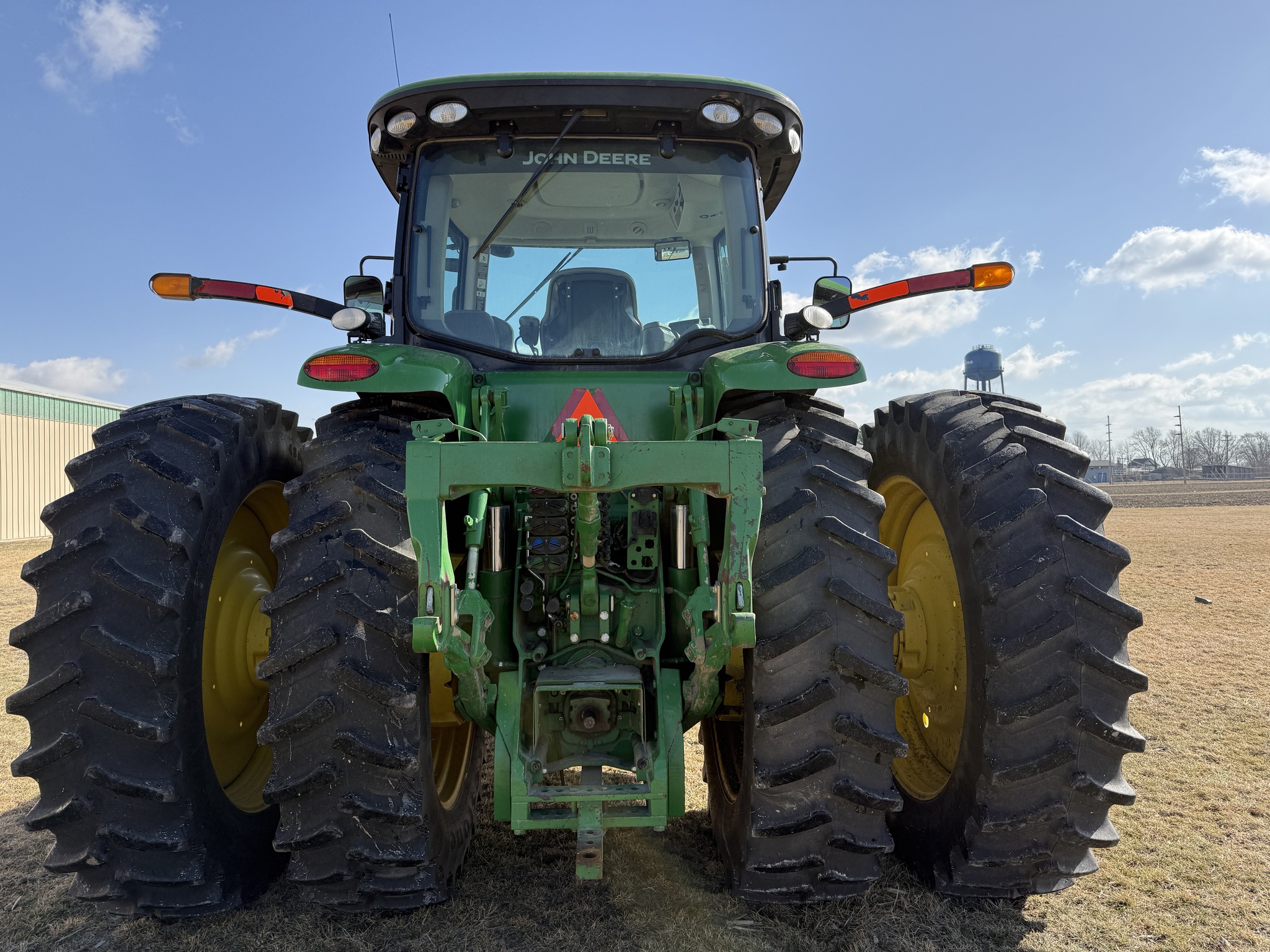 2010 John Deere 8270R Image 18