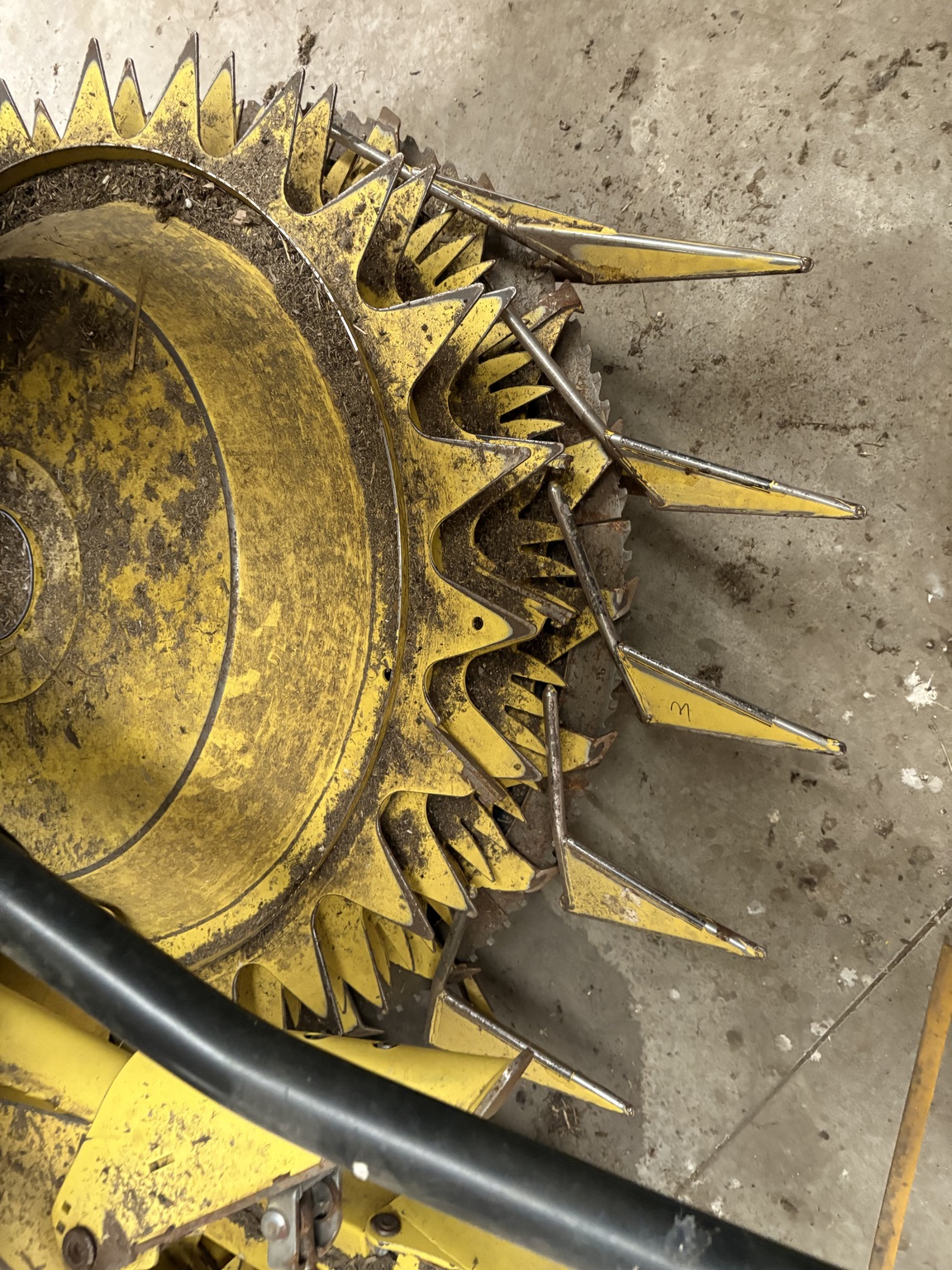 2022 John Deere 772 Image 10