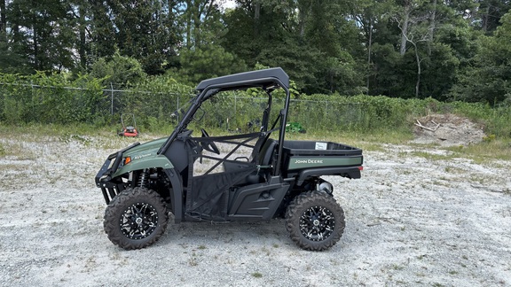 2025 John Deere XUV590M