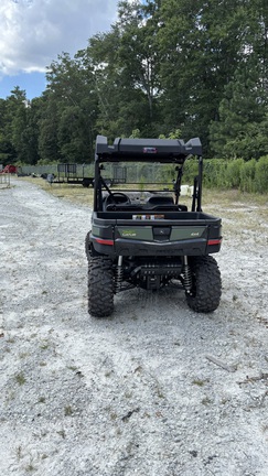 2025 John Deere XUV590M