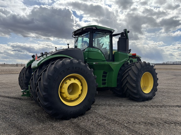 Used 2022 John Deere 9R 590 Articulated 4WD Tractors at Horizon Ag & Turf in Wetaskiwin, AB - Photo4