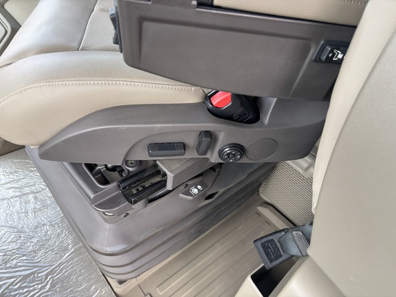 Used 2022 John Deere 9R 590 Articulated 4WD Tractors at Horizon Ag & Turf in Wetaskiwin, AB - Photo21