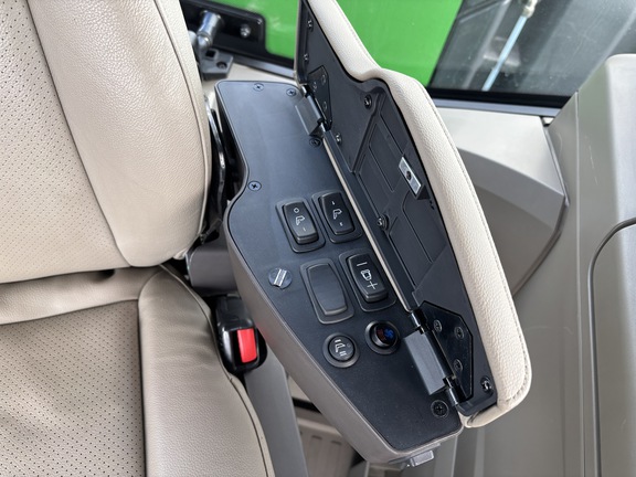 Used 2022 John Deere 9R 590 Articulated 4WD Tractors at Horizon Ag & Turf in Wetaskiwin, AB - Photo22