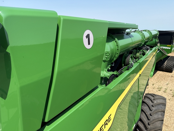 2024 John Deere X9 1000 - Photo11