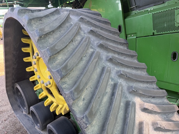 2024 John Deere X9 1000 - Photo13