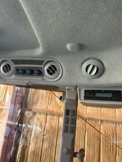 2015 John Deere 5055E Image 7