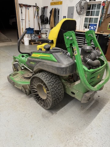 2024 John Deere Z950M Image 3