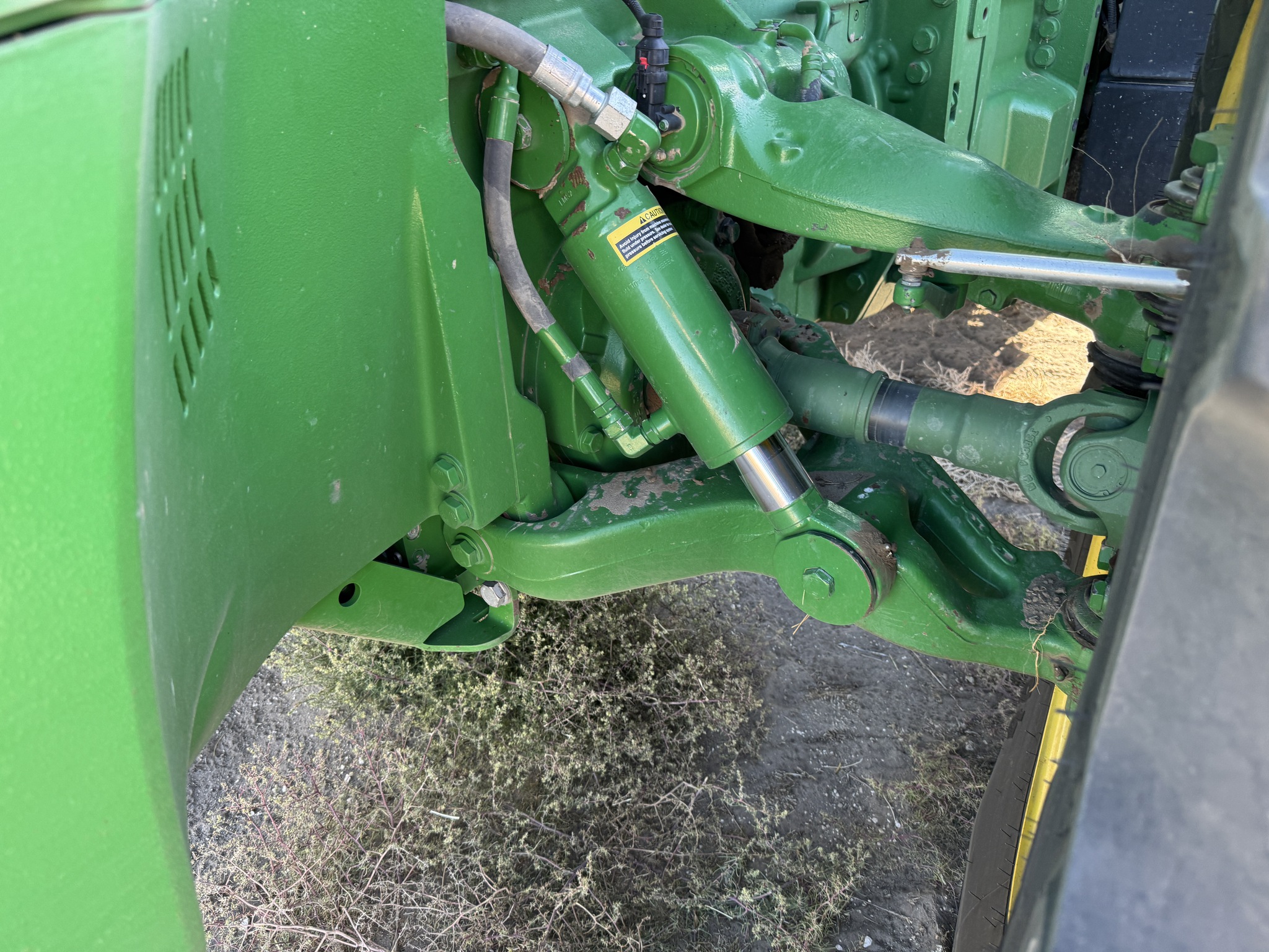 2017 John Deere 8320R Image 4