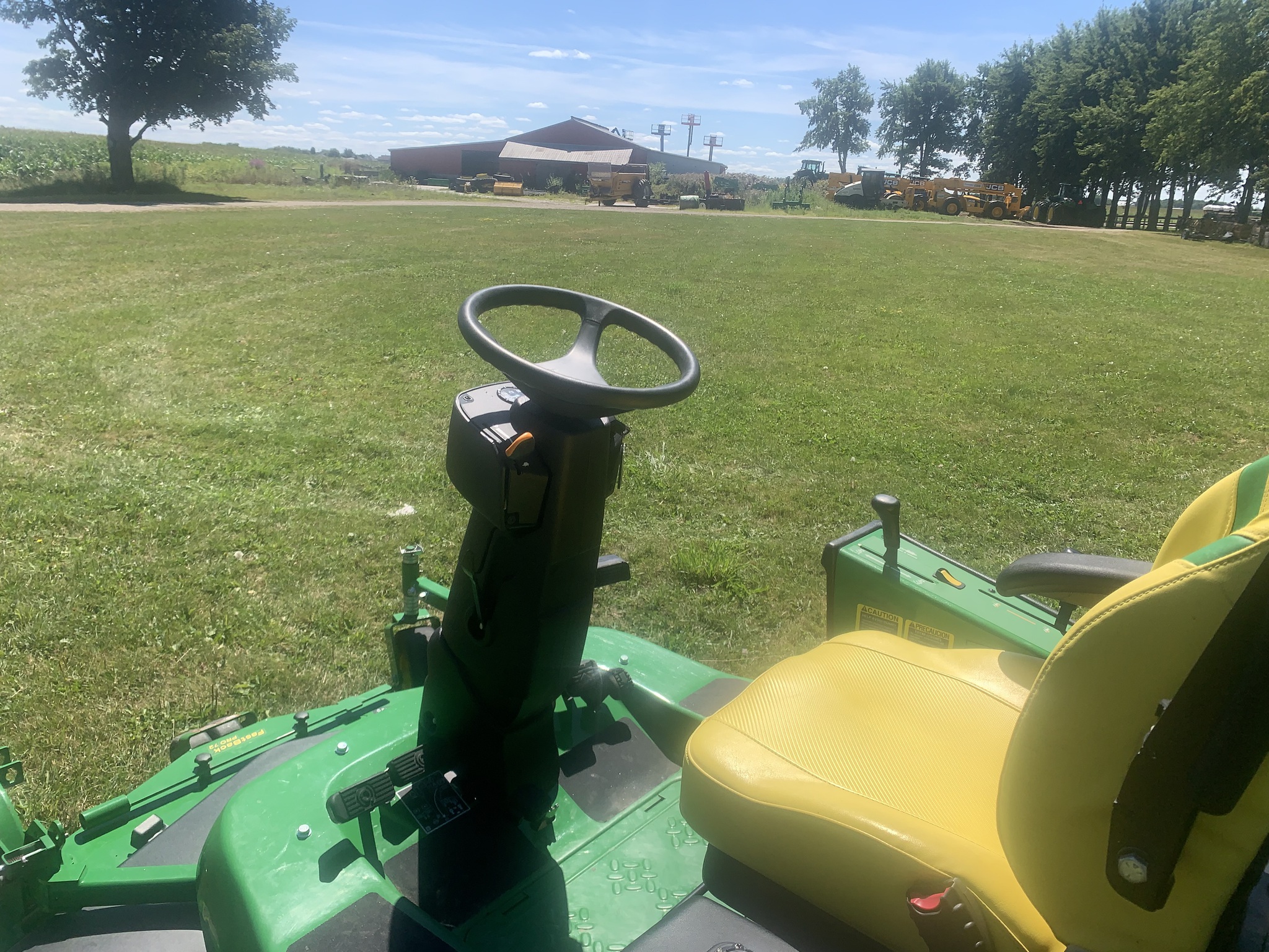 2023 John Deere 1550 Image 2