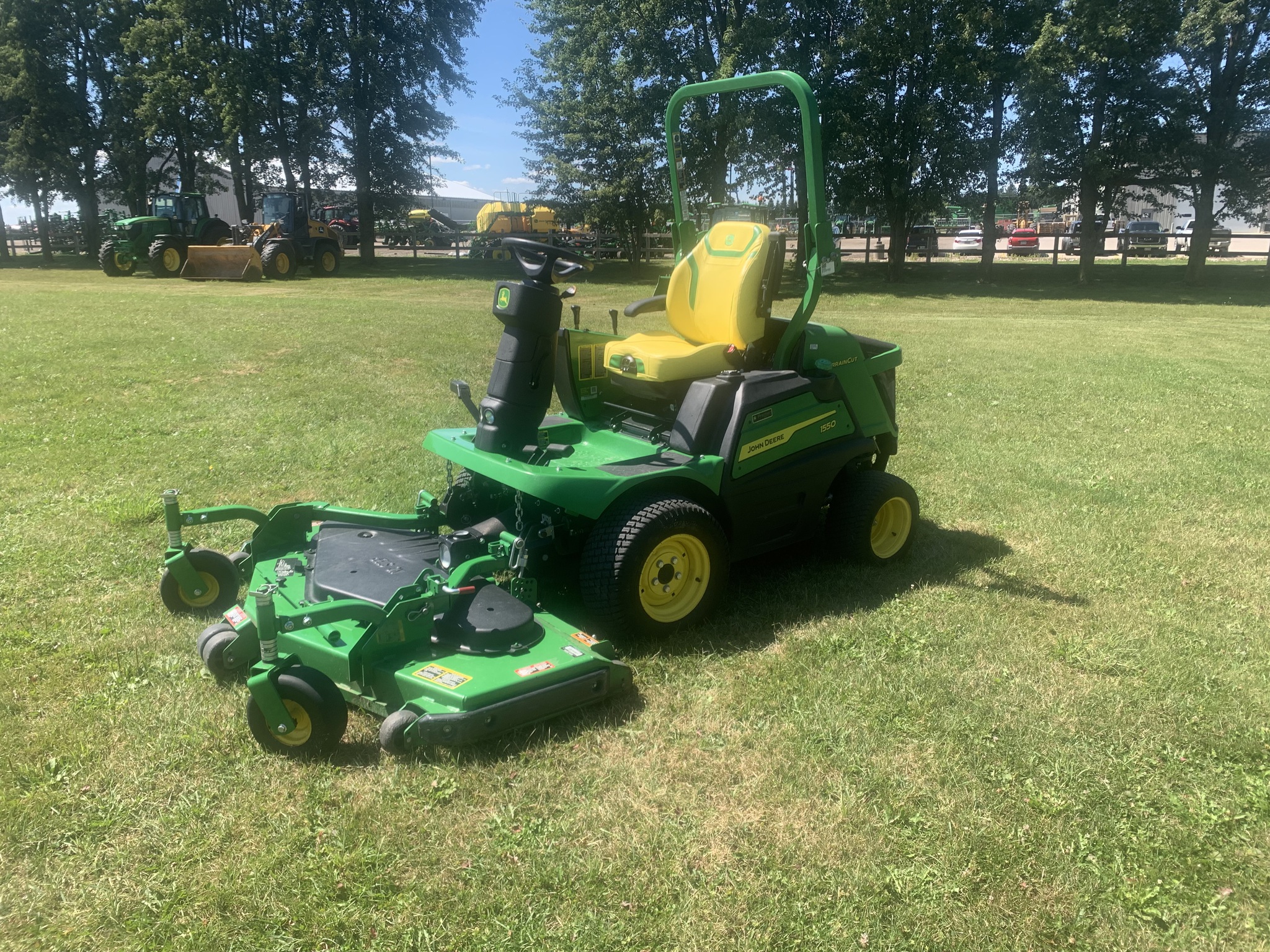 2023 John Deere 1550 Image 1