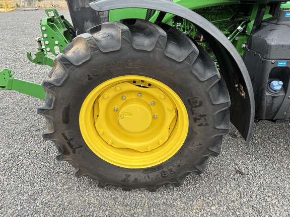 John Deere 5120M image 14