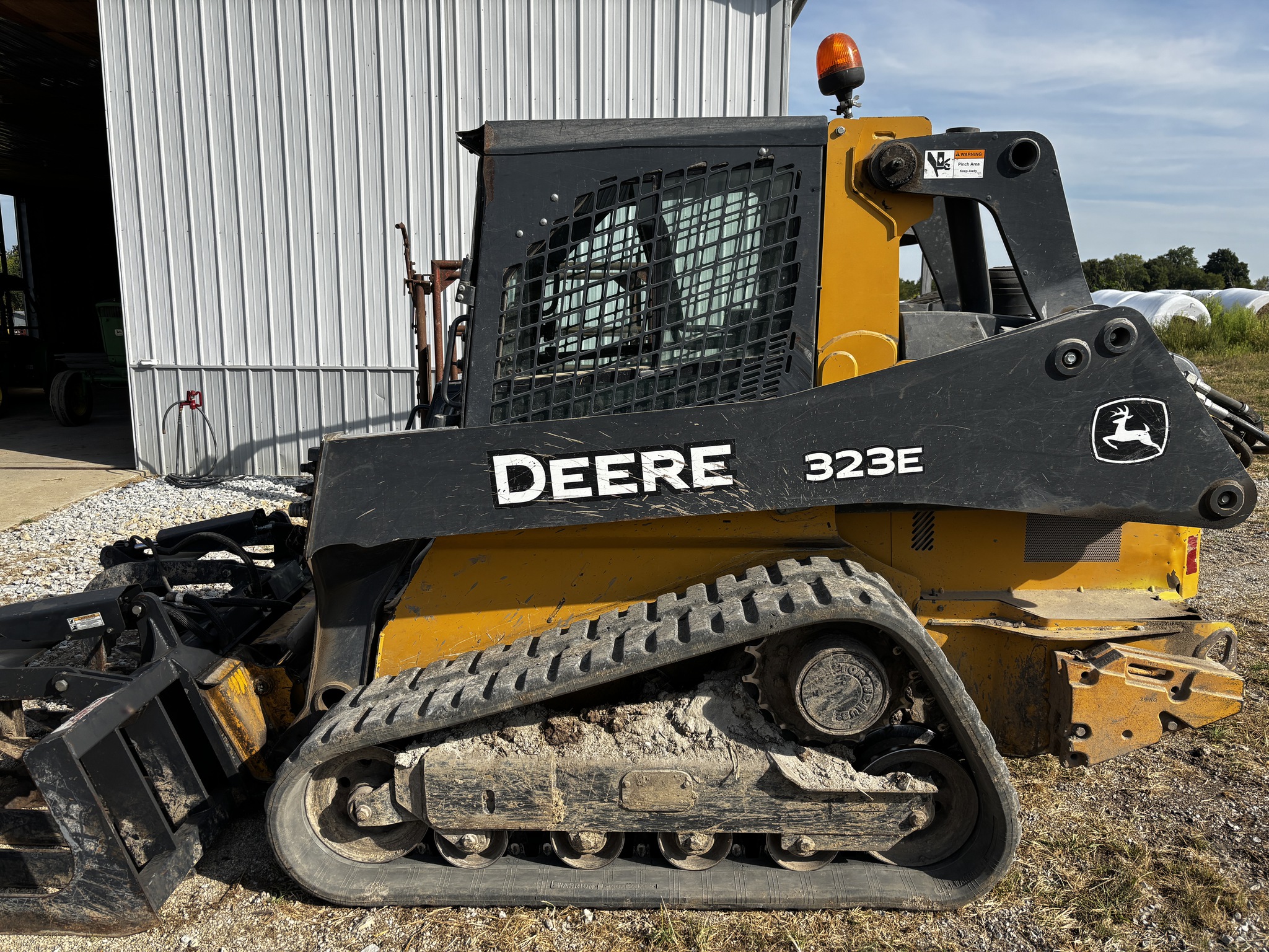 Used 2016 John Deere 323E Compact Track Loaders at Koenig Equipment in Richmond, IN - PhotoXL0