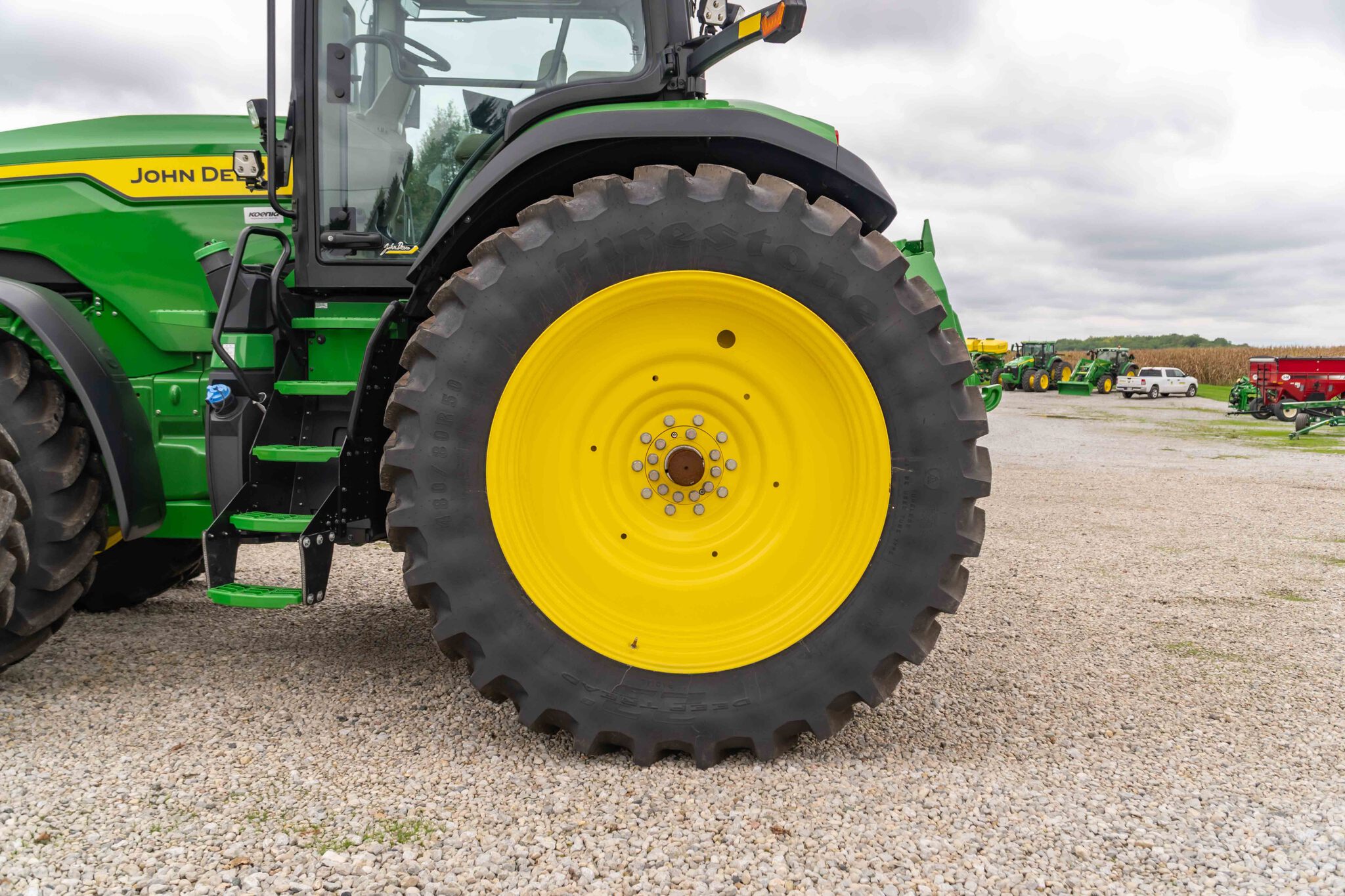 Used 2025 John Deere 8R 340 Row Crop Tractors at Koenig Equipment in Urbana, OH - PhotoXL9