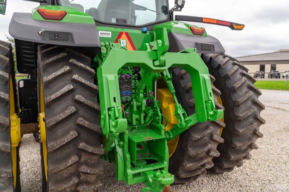 Used 2025 John Deere 8R 340 Row Crop Tractors at Koenig Equipment in Urbana, OH - Photo15