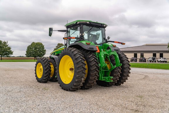 Used 2025 John Deere 8R 340 Row Crop Tractors at Koenig Equipment in Urbana, OH - Photo2