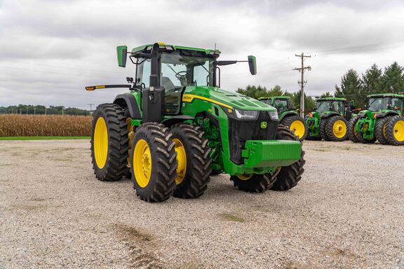 Used 2025 John Deere 8R 340 Row Crop Tractors at Koenig Equipment in Urbana, OH - Photo6