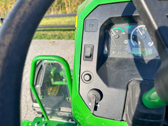 2022 John-Deere 5055E