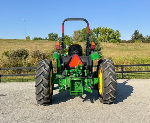 2022 John-Deere 5055E