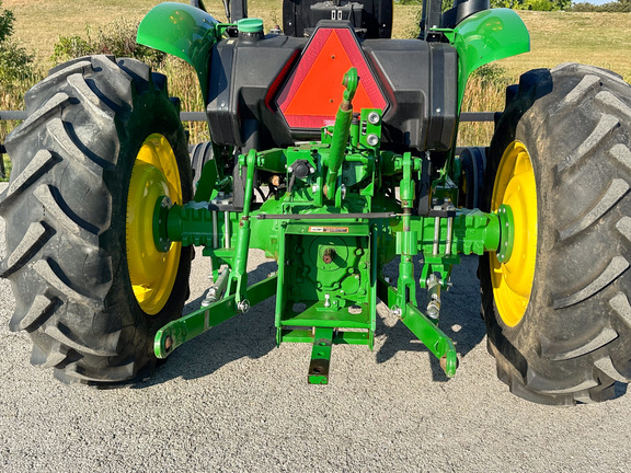 2022 John-Deere 5055E