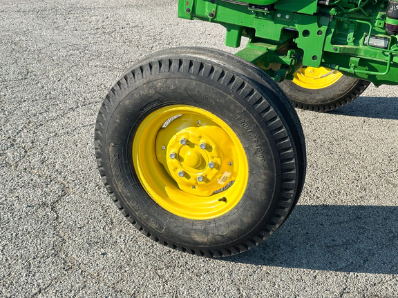 2022 John-Deere 5055E