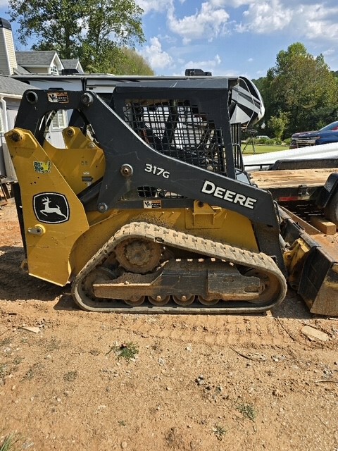 2020 John Deere 317G Image 1