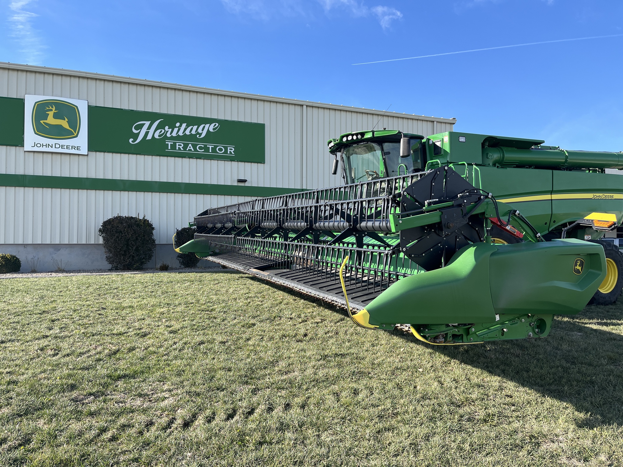  2021 John Deere RD40F at Heritage Tractor in Adrian, MO