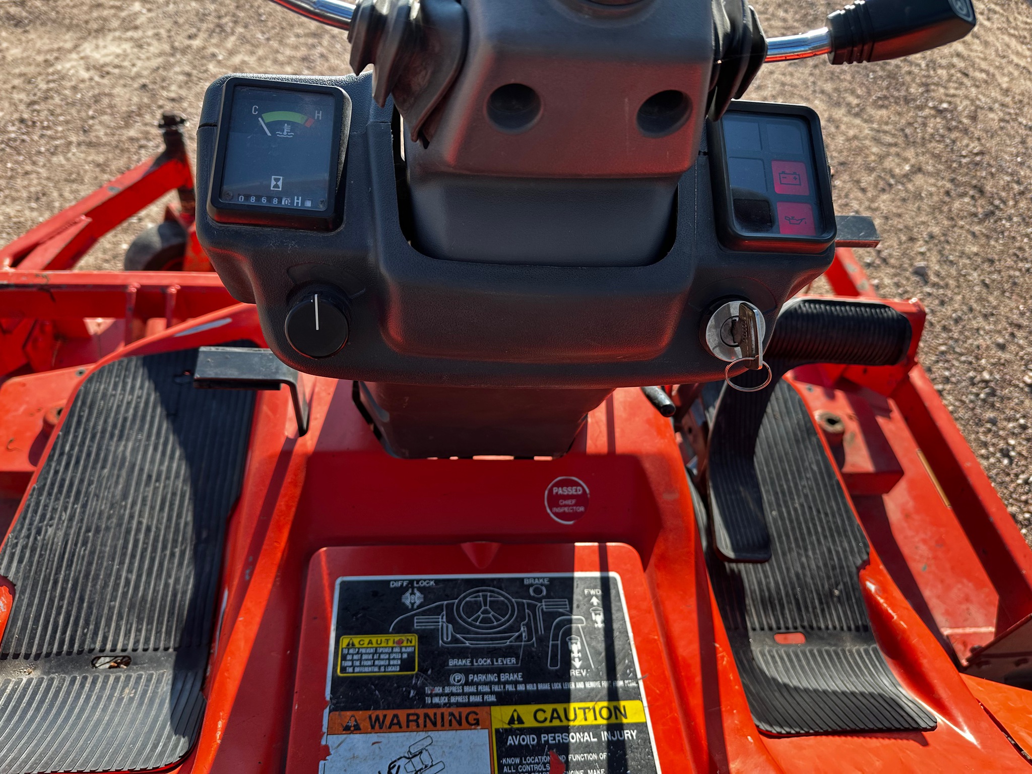 Kubota F3060 Image 12
