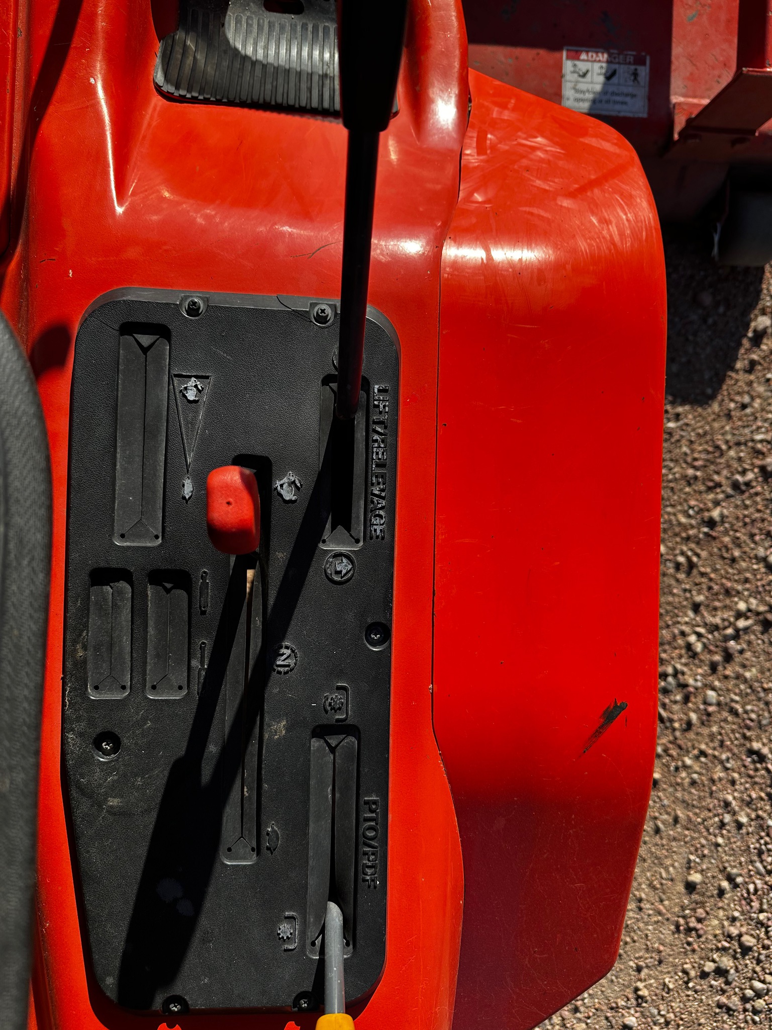 Kubota F3060 Image 11