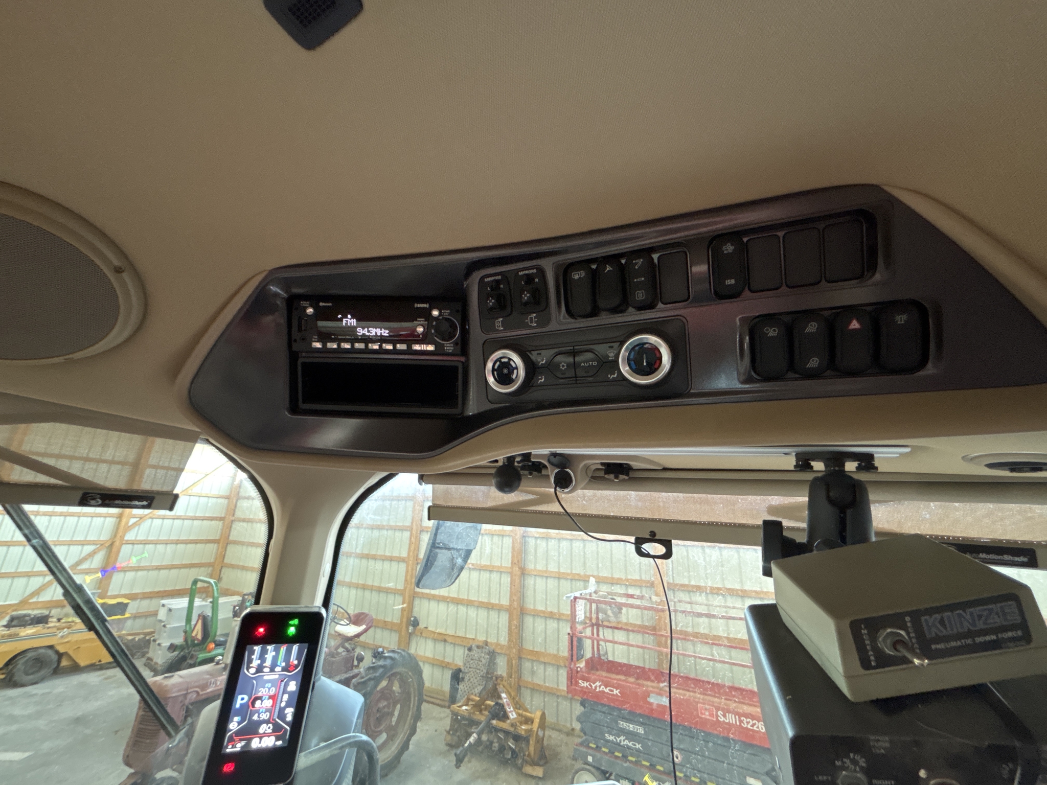 Used 2021 Case IH Magnum 240 CVX Row Crop Tractors at Koenig Equipment in Anna, OH - PhotoXL10