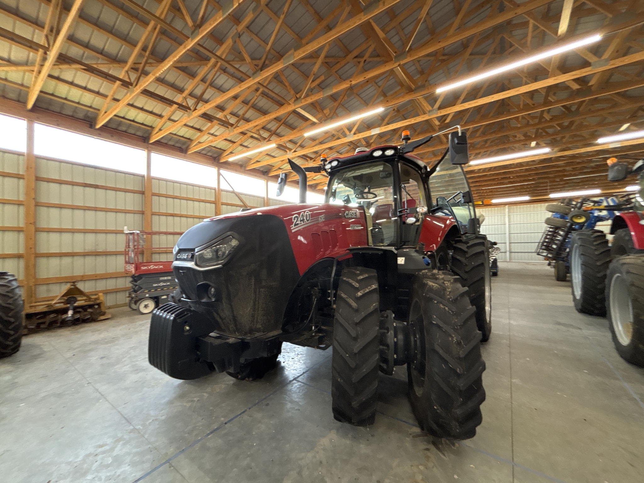 Used 2021 Case IH Magnum 240 CVX Row Crop Tractors at Koenig Equipment in Anna, OH - PhotoXL0