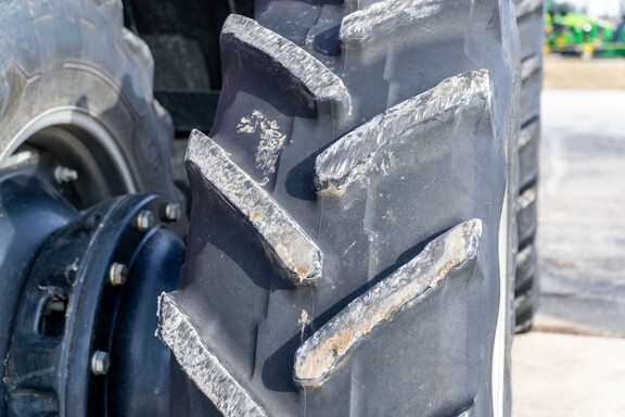 Used 2021 Case IH Magnum 240 CVX Row Crop Tractors at Koenig Equipment in Anna, OH - Photo12