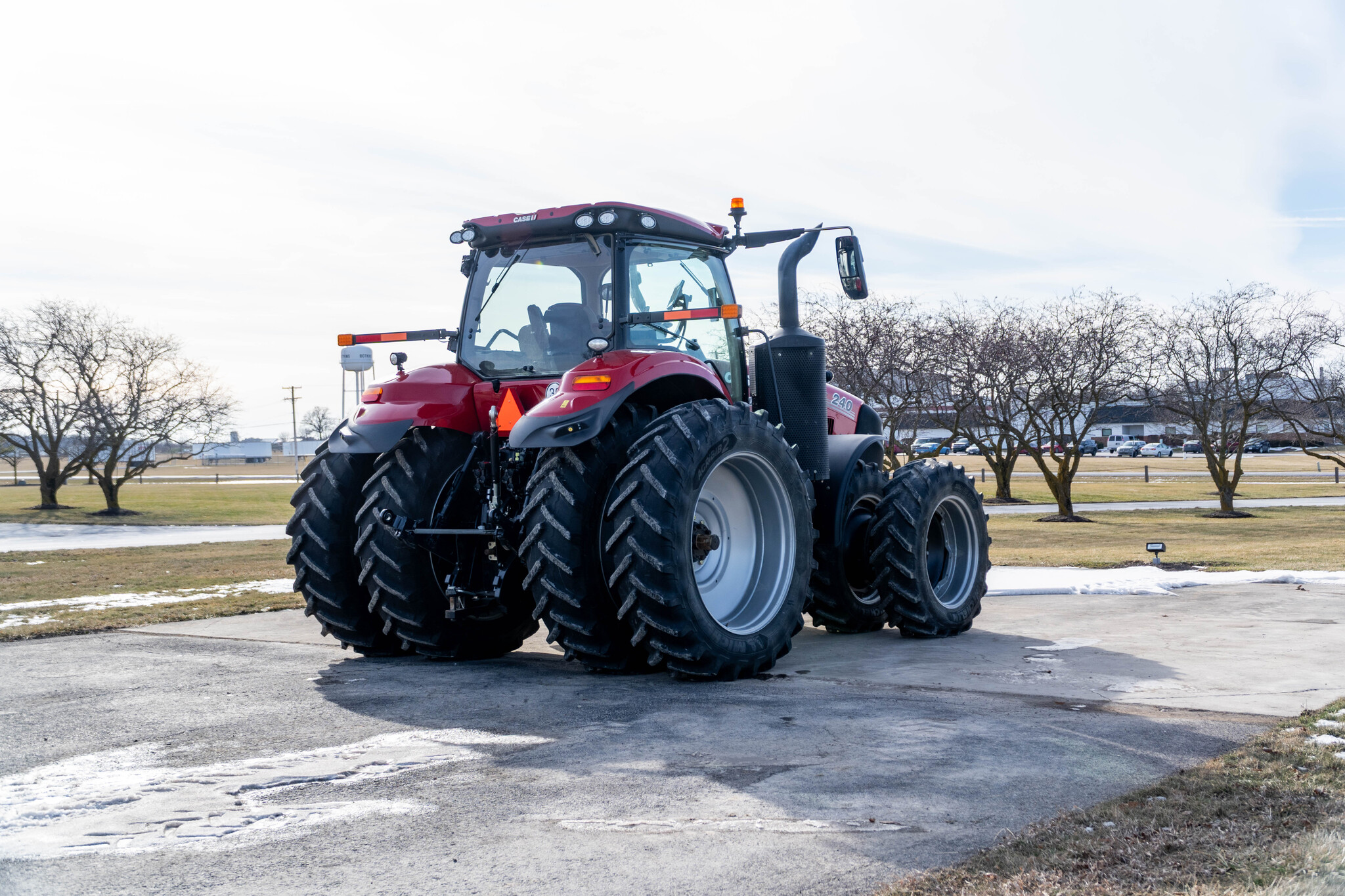 Used 2021 Case IH Magnum 240 CVX Row Crop Tractors at Koenig Equipment in Anna, OH - PhotoXL4