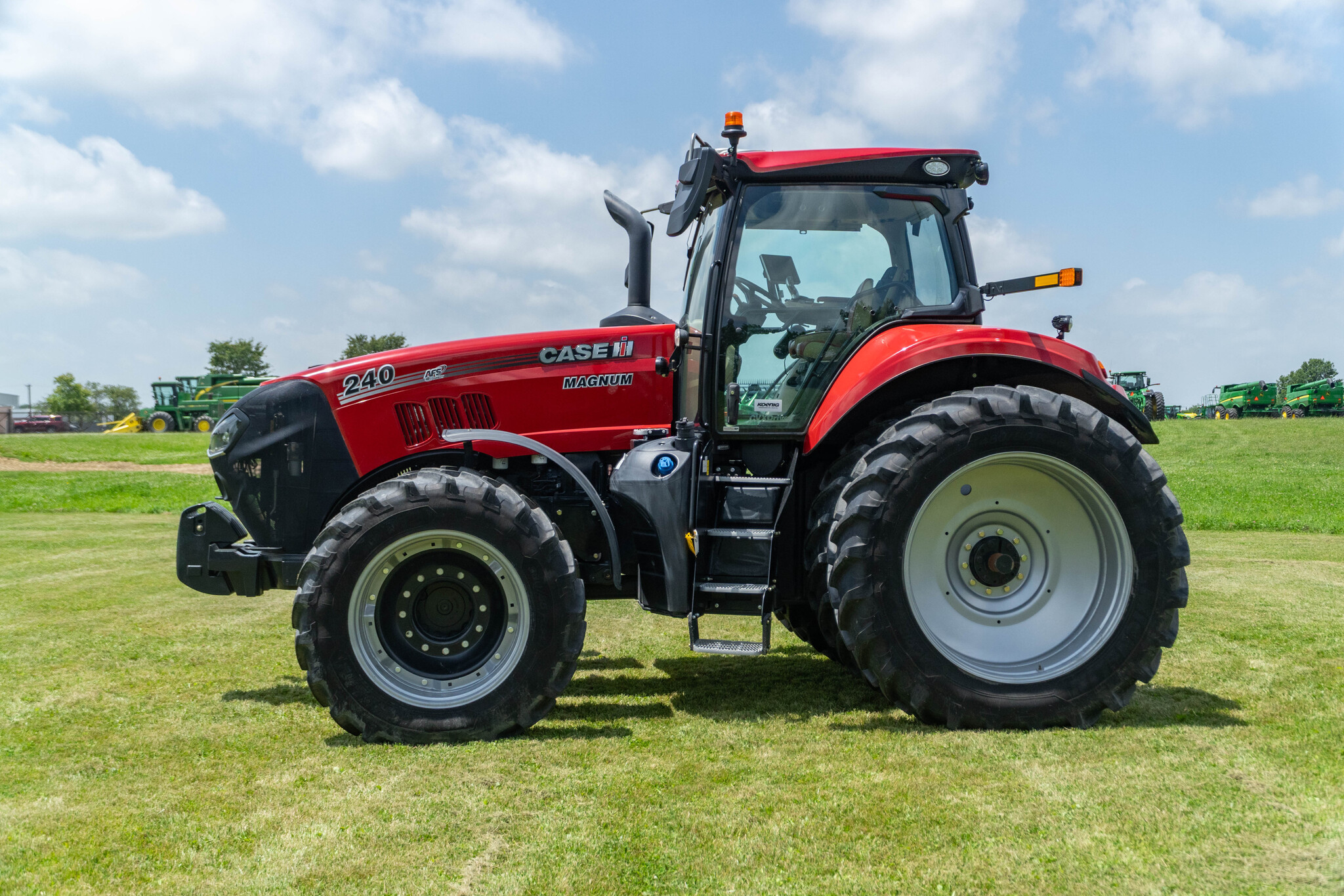 Used 2021 Case IH Magnum 240 CVX Row Crop Tractors at Koenig Equipment in Anna, OH - PhotoXL1