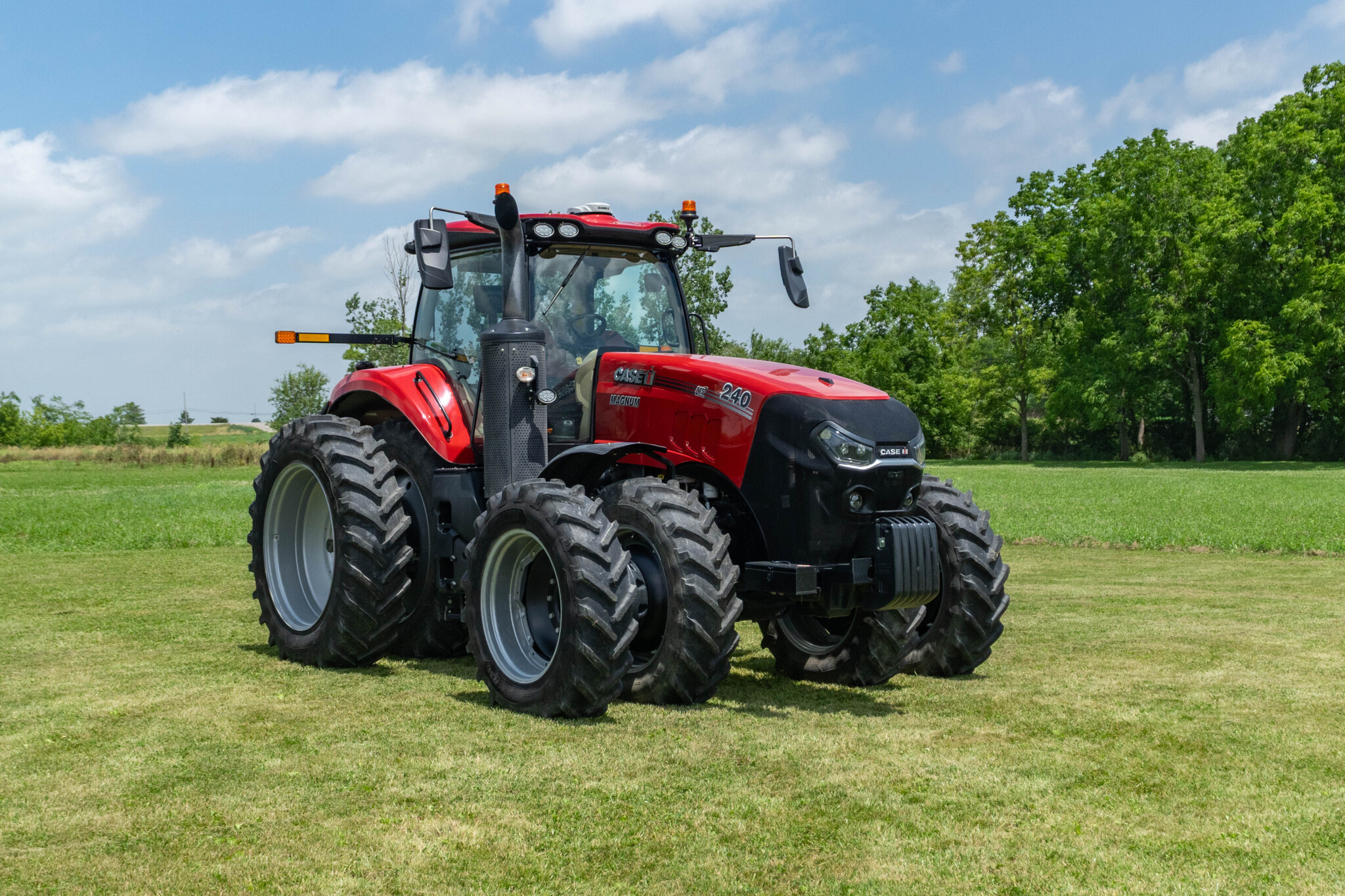 Used 2021 Case IH Magnum 240 CVX Row Crop Tractors at Koenig Equipment in Anna, OH - PhotoXL6