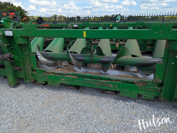 Photo of 2025 John Deere CR 12