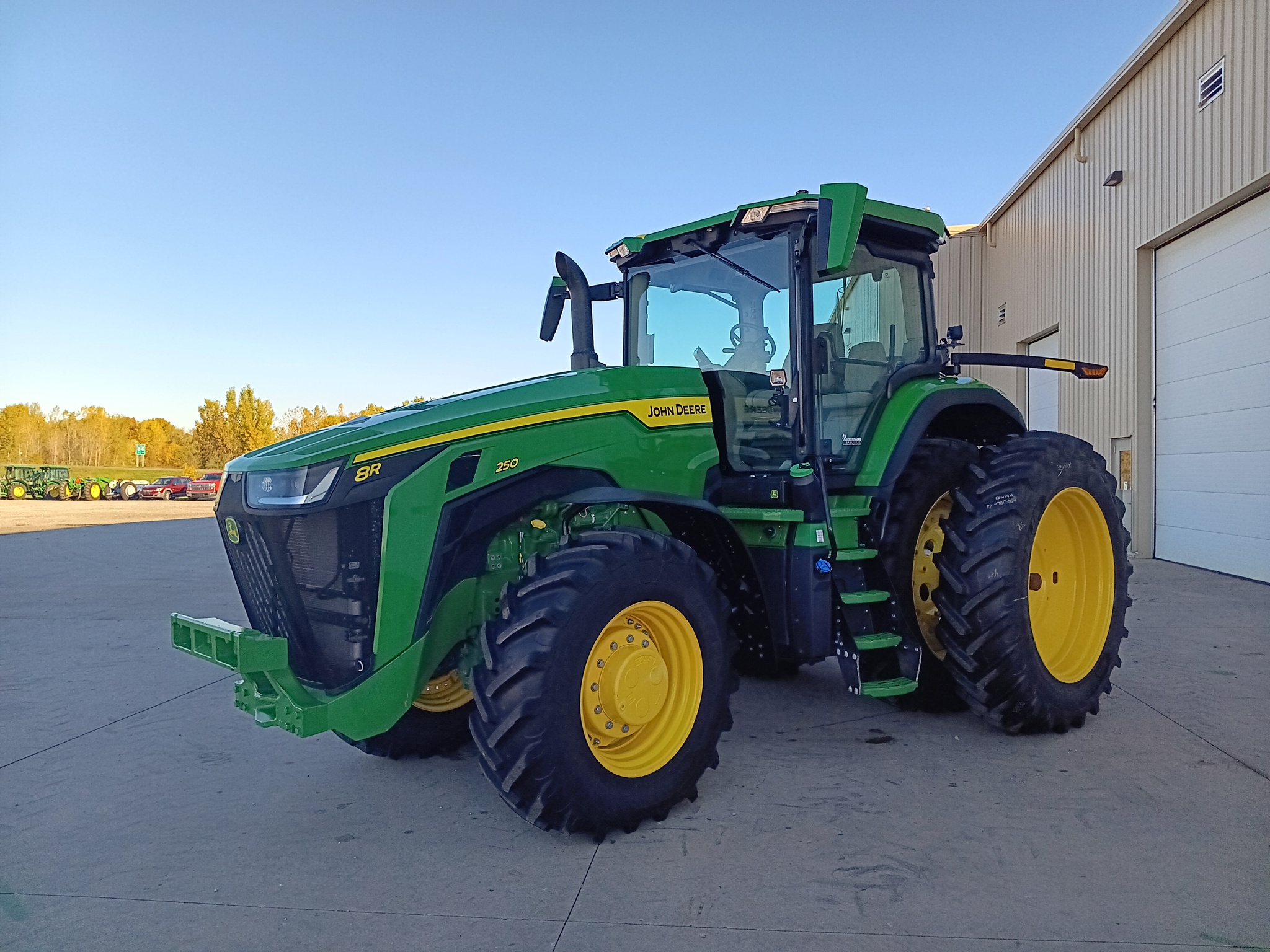 2024 John Deere 8R 250 Image 8