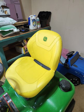 Photo of 2022 John Deere X390