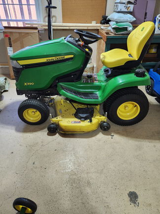 Photo of 2022 John Deere X390