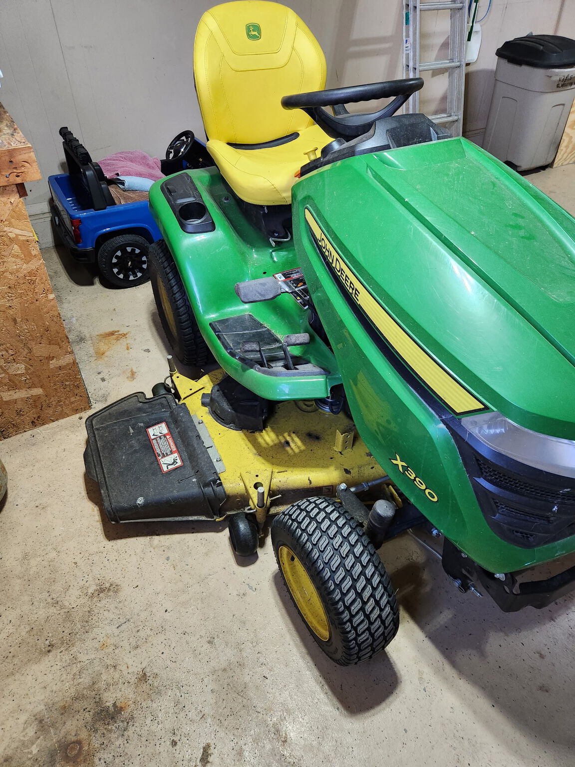 2022 John Deere X390