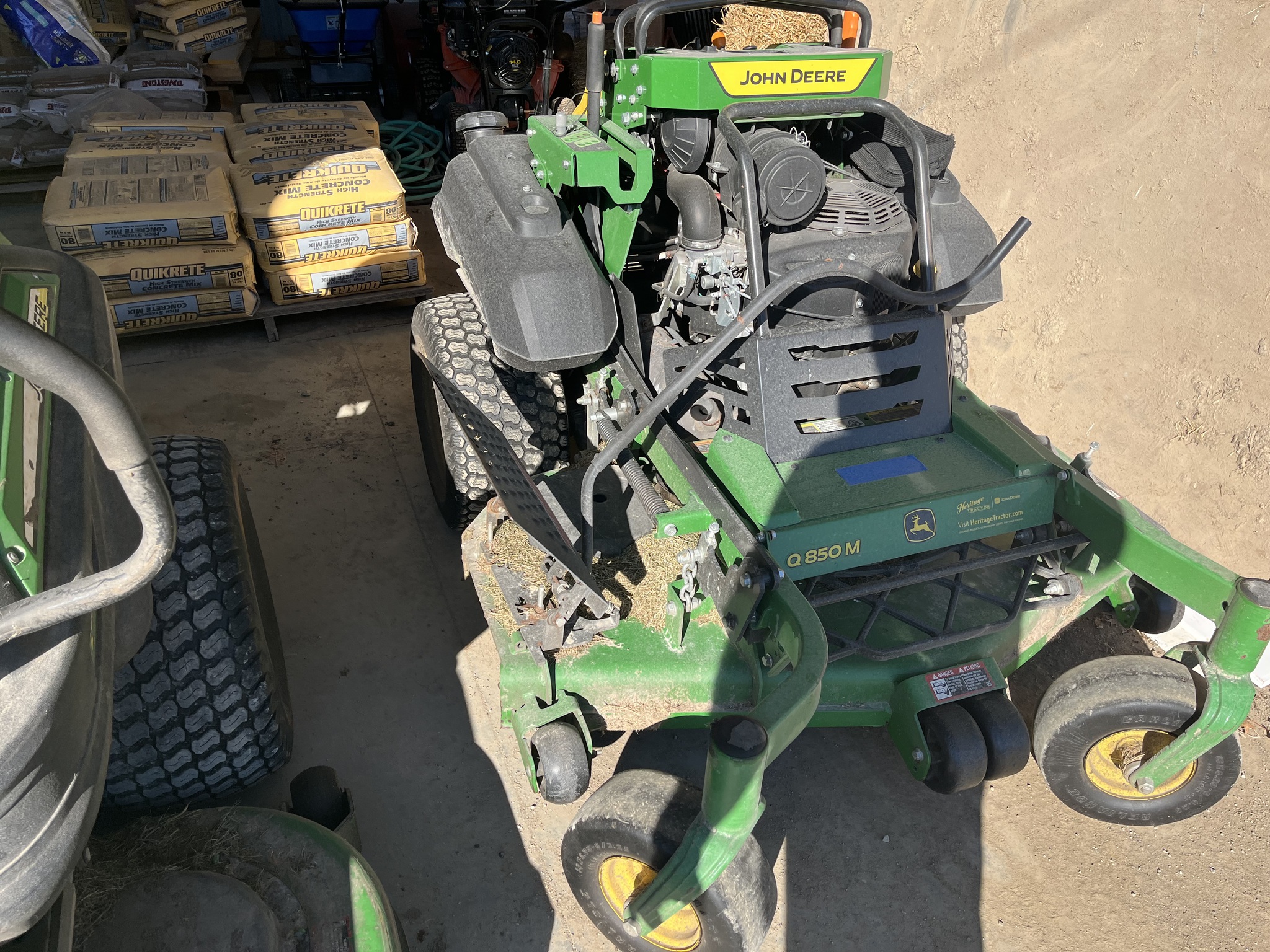  2024 John Deere Q850M at Heritage Tractor in Pittsburg, KS
