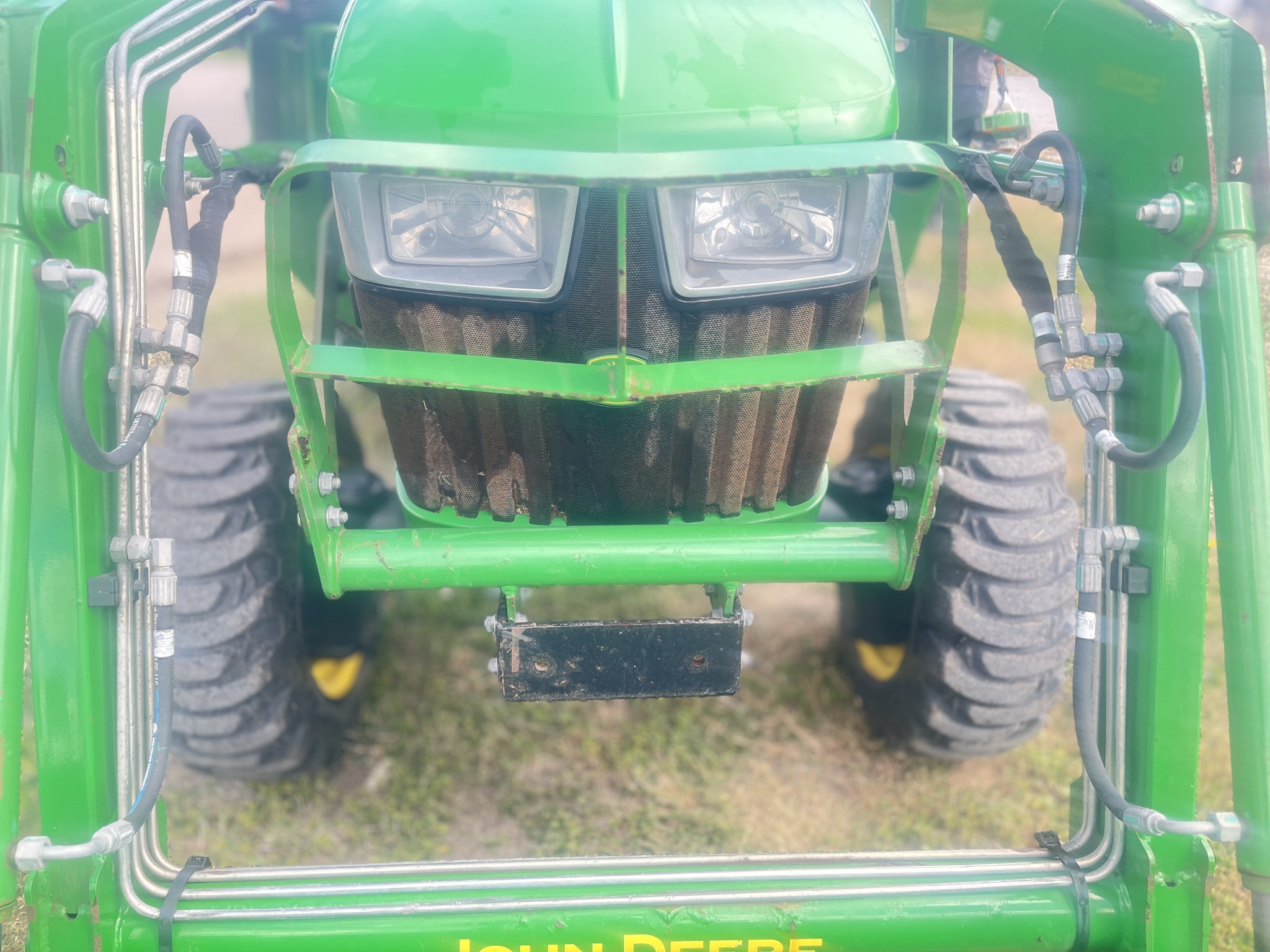 2021 John Deere 3025E Image 4