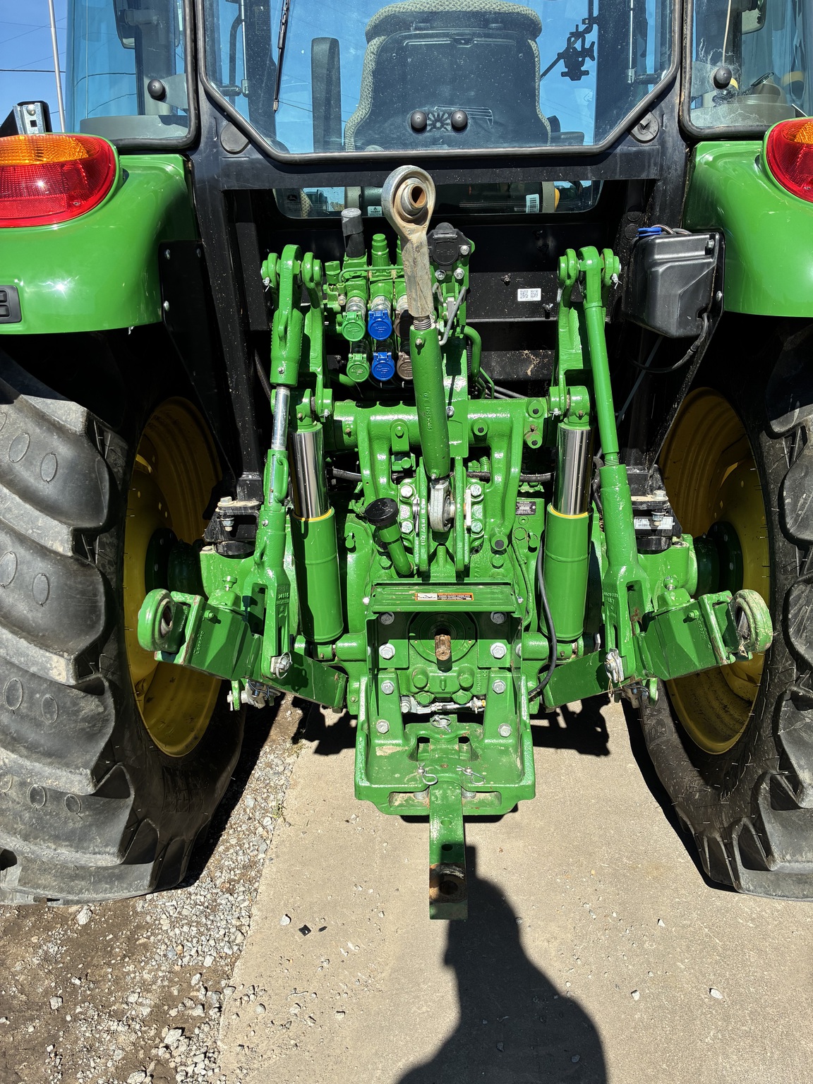 2024 John Deere 5120M Image 24