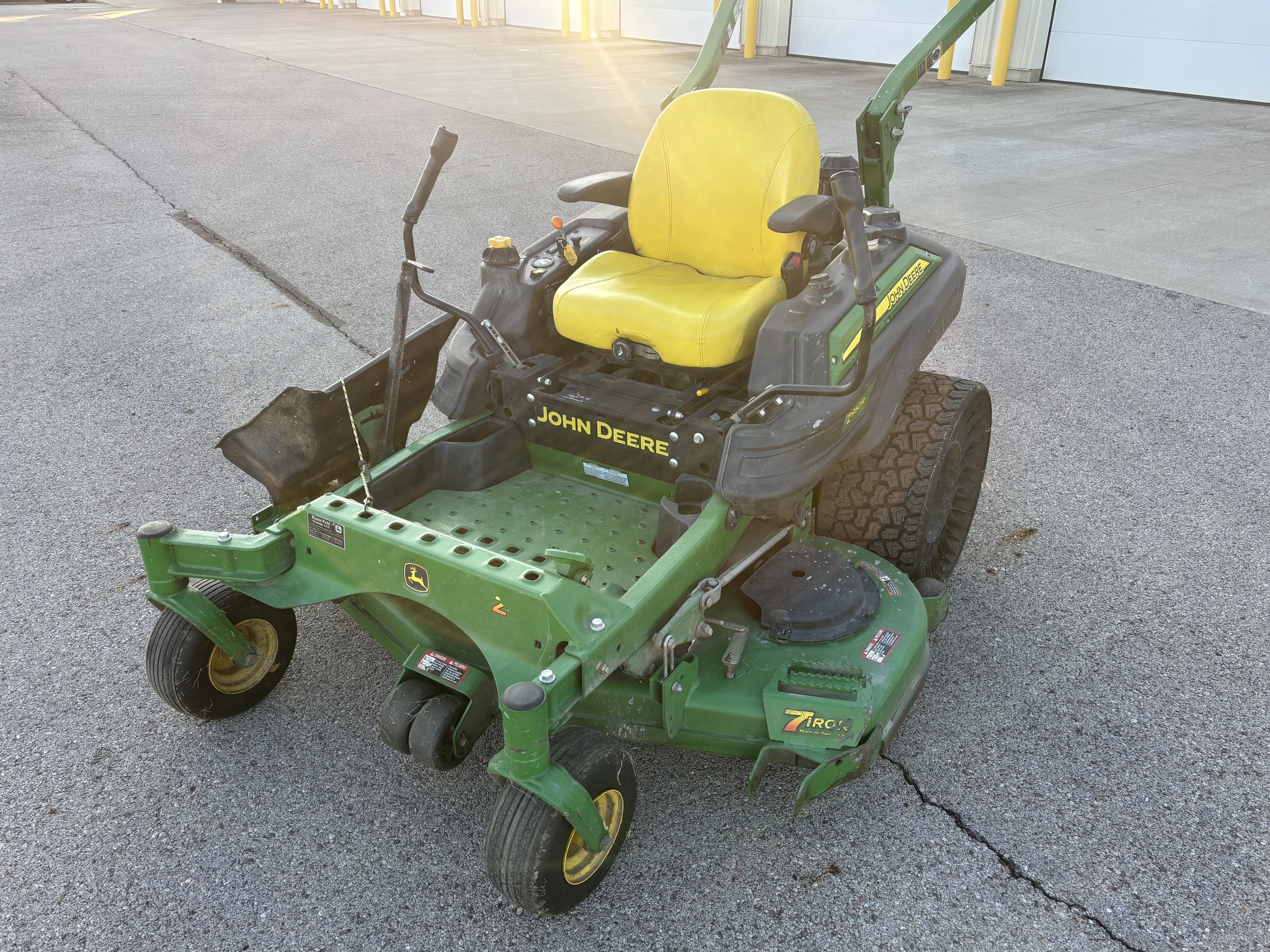 Used 2013 John Deere Z950R Zero Turn Mowers at Koenig Equipment in Botkins, OH - PhotoXL0