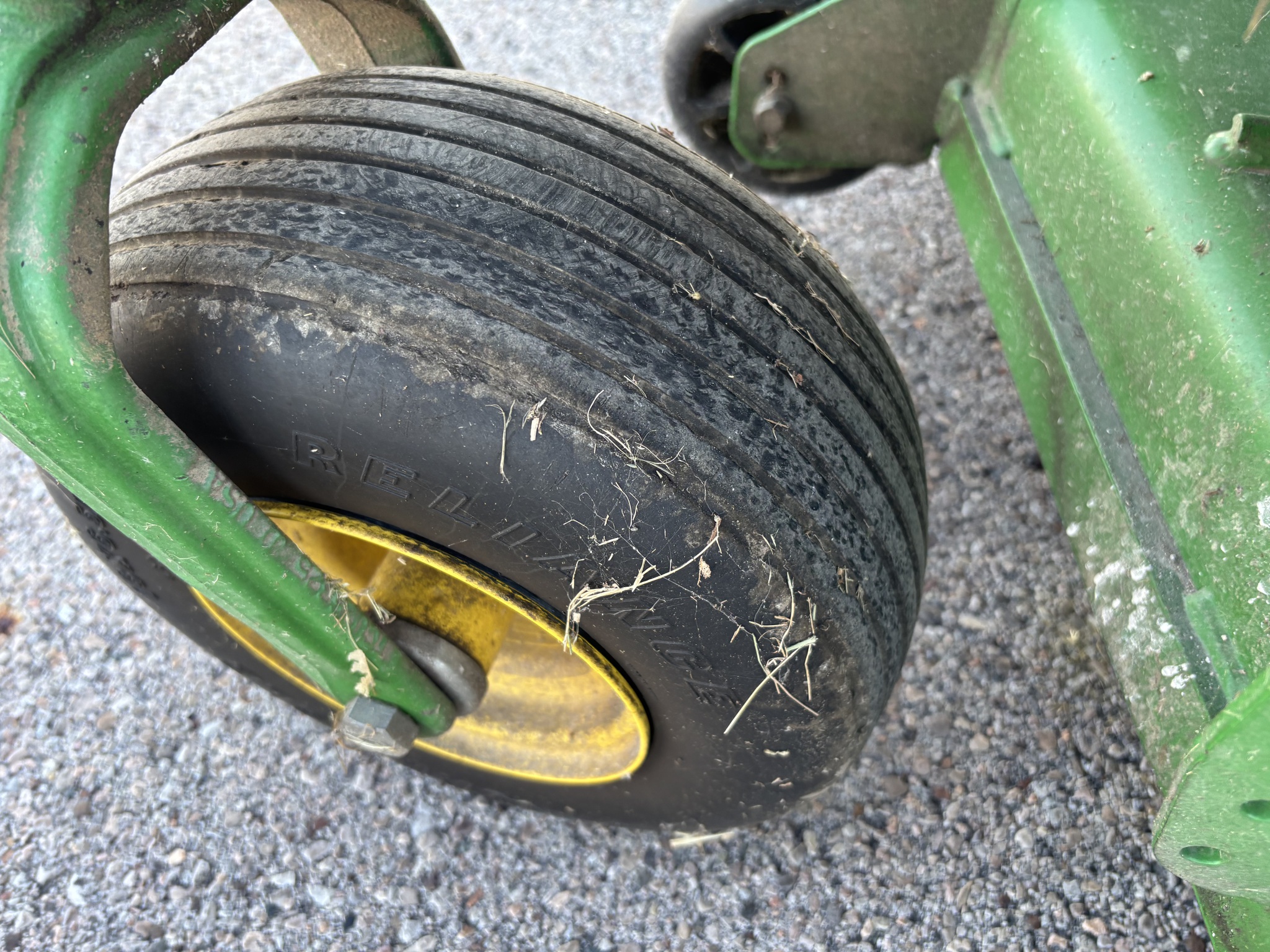 Used 2013 John Deere Z950R Zero Turn Mowers at Koenig Equipment in Botkins, OH - PhotoXL16