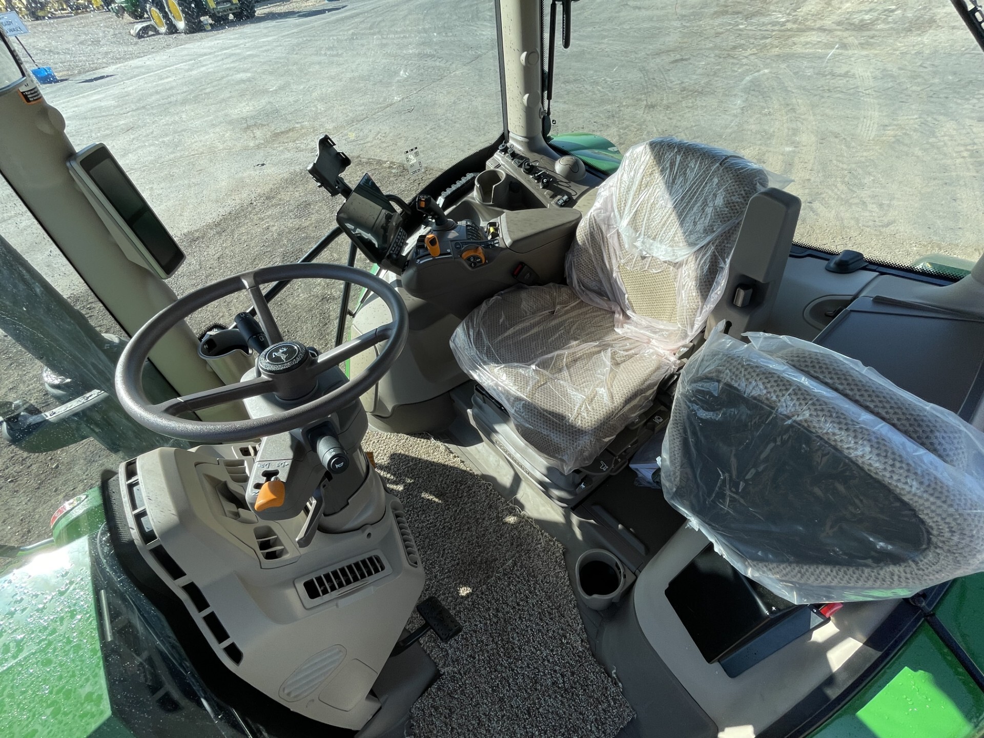 2025 John Deere 6R 120 Image 22