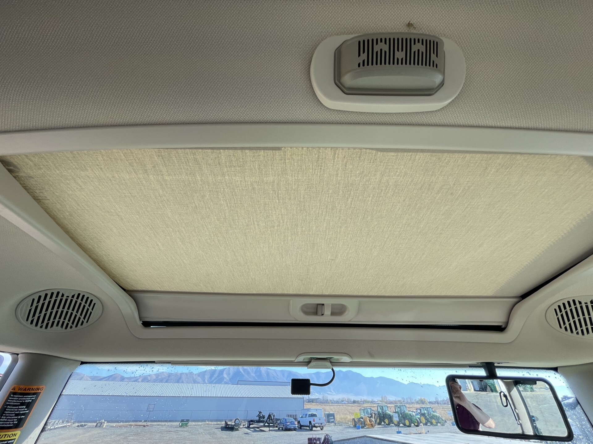 2025 John Deere 6R 120 Image 24