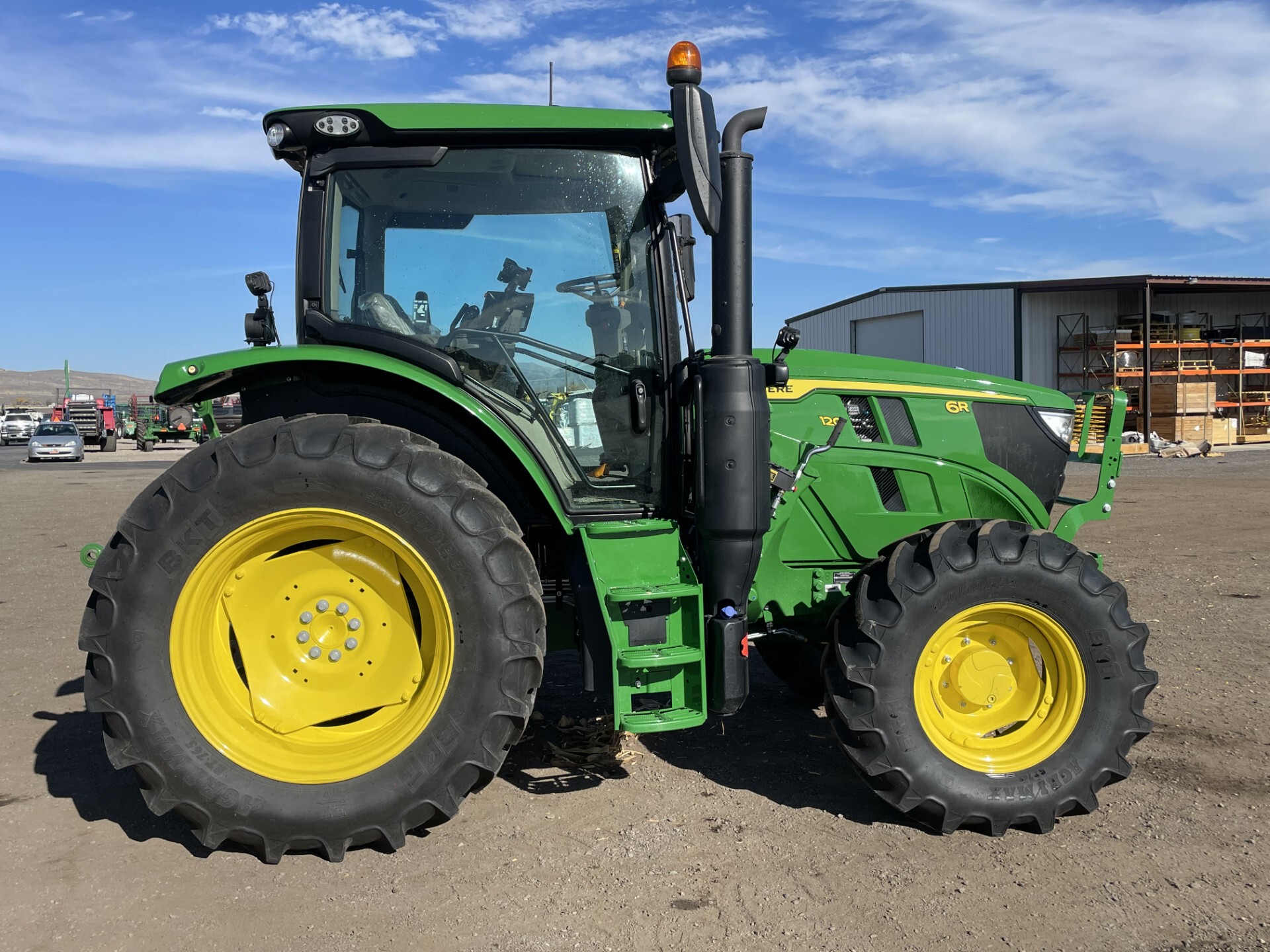 2025 John Deere 6R 120 Image 4